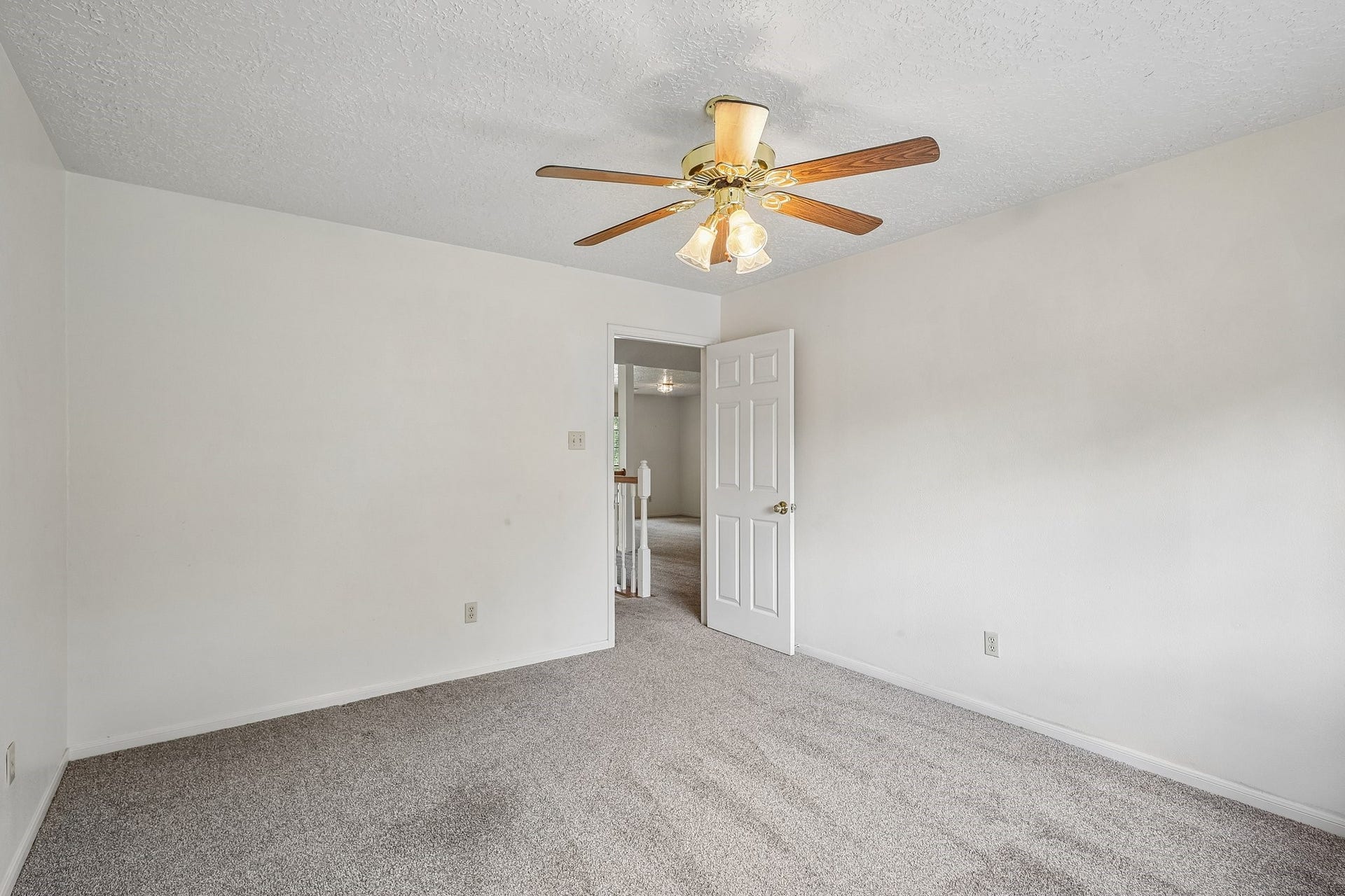 907 Remington Court, Friendswood, TX 77546 907 Remington Court, Friendswood, TX 77546
