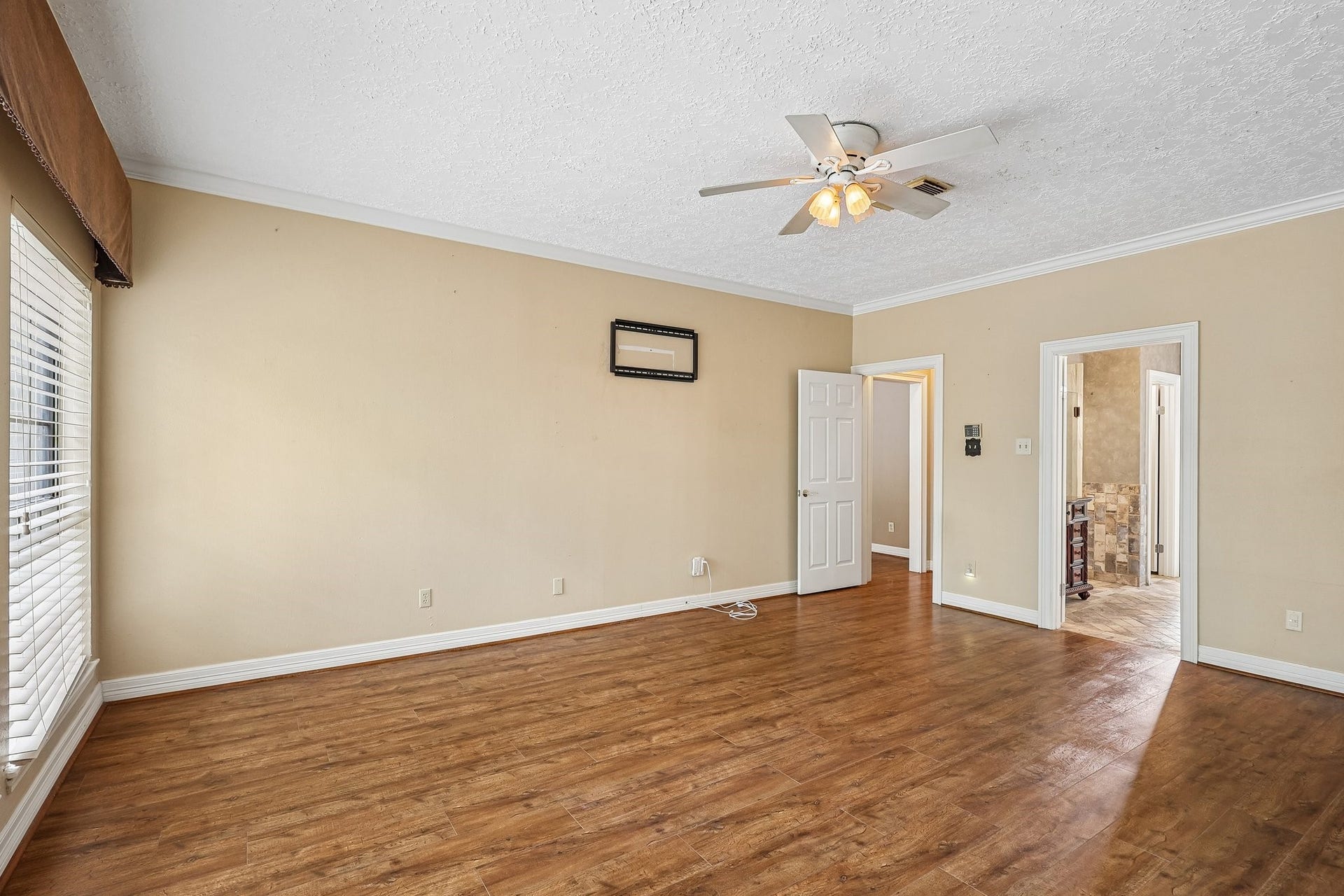 907 Remington Court, Friendswood, TX 77546 907 Remington Court, Friendswood, TX 77546
