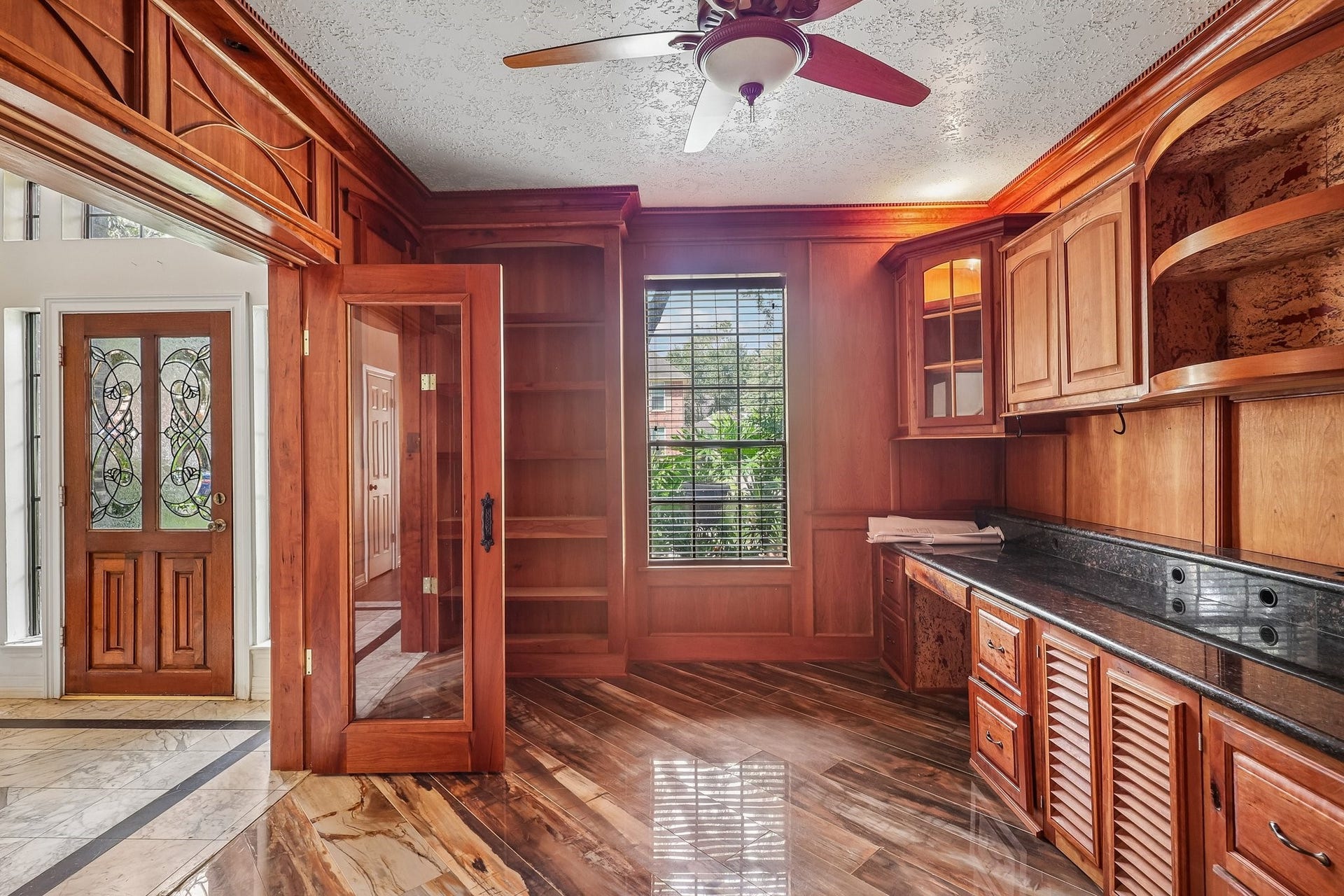 907 Remington Court, Friendswood, TX 77546 907 Remington Court, Friendswood, TX 77546