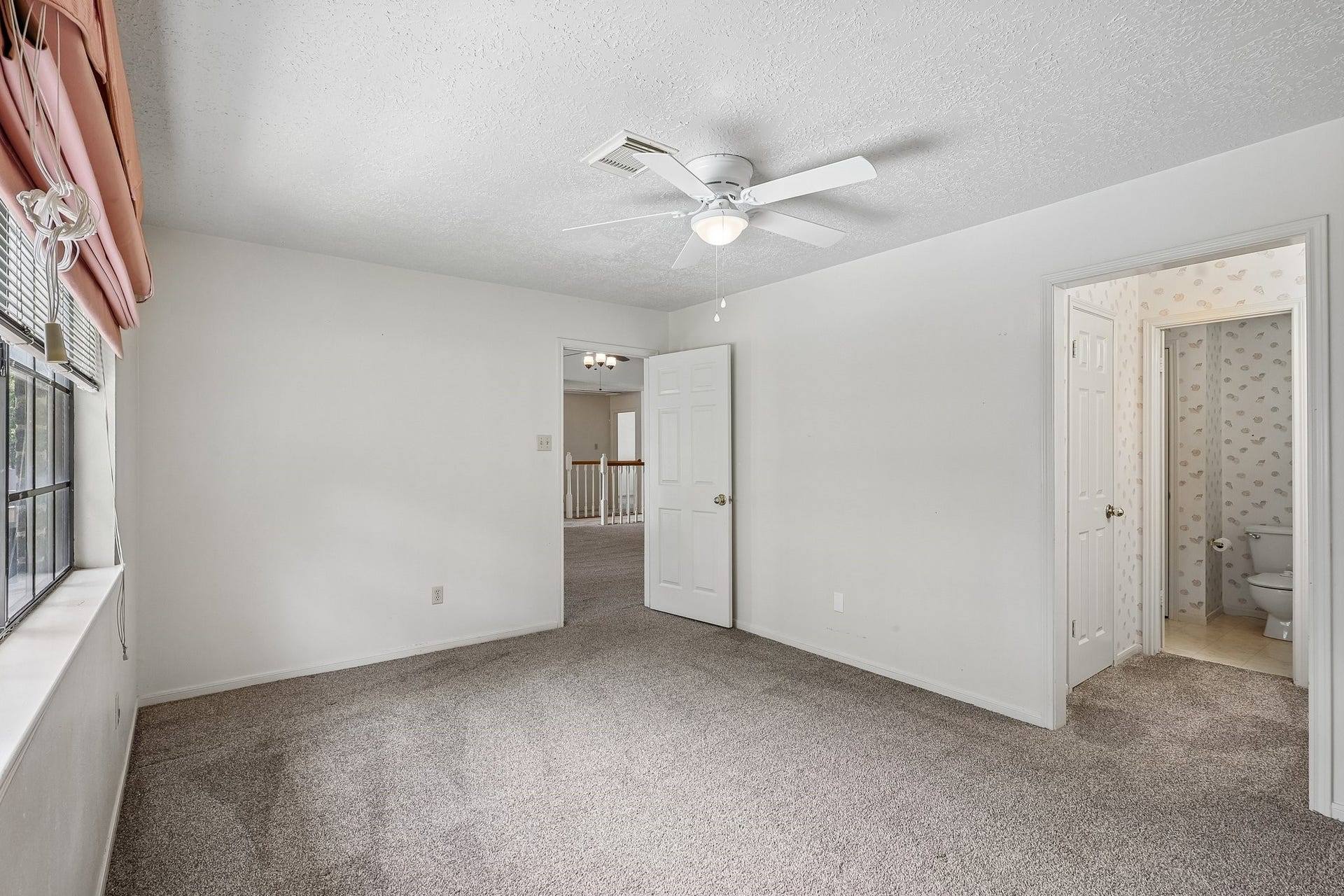 907 Remington Court, Friendswood, TX 77546 907 Remington Court, Friendswood, TX 77546