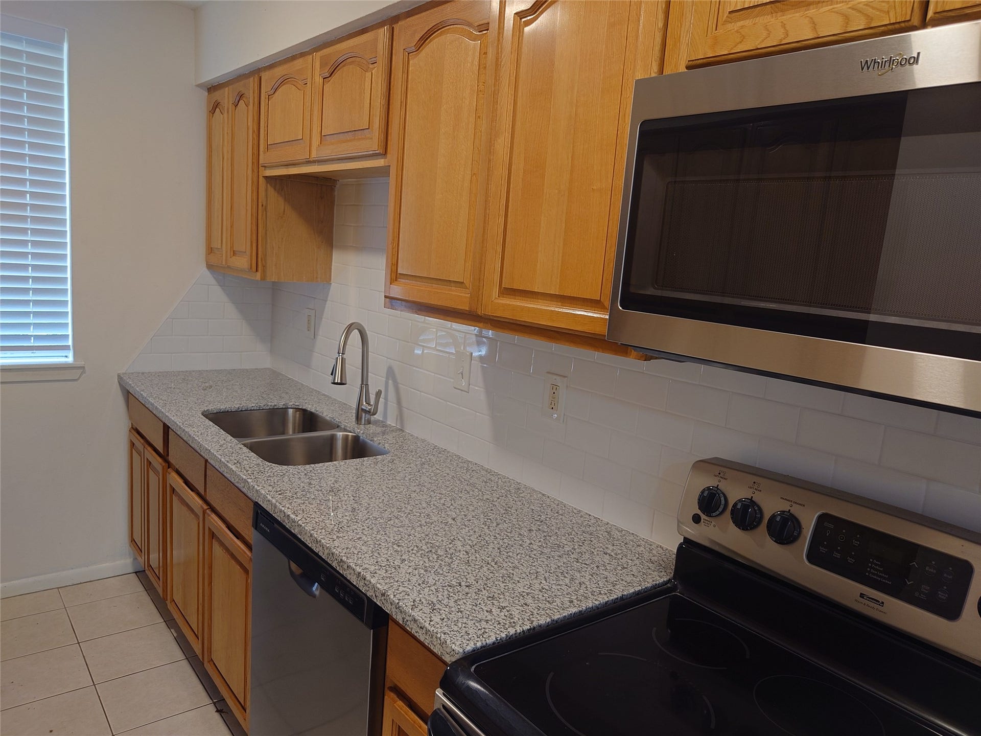 7934 Grow Lane, Houston, TX 77040 Kitchen