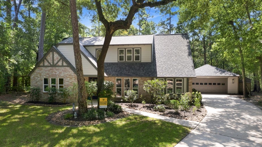 Property photo for 2321 Chestnut Oak Place, The Woodlands, TX