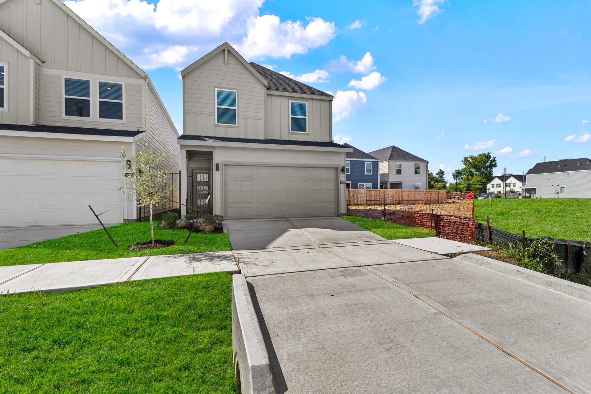 5813 Burt Street, Houston, TX 77091 5813 Burt Street, Houston, TX 77091