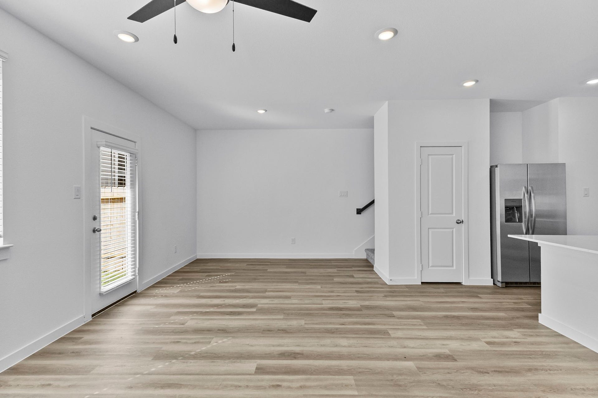5813 Burt Street, Houston, TX 77091 5813 Burt Street, Houston, TX 77091