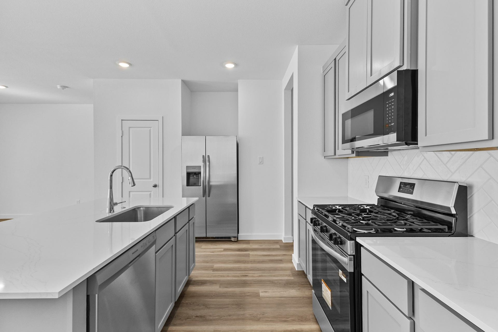 5813 Burt Street, Houston, TX 77091 5813 Burt Street, Houston, TX 77091