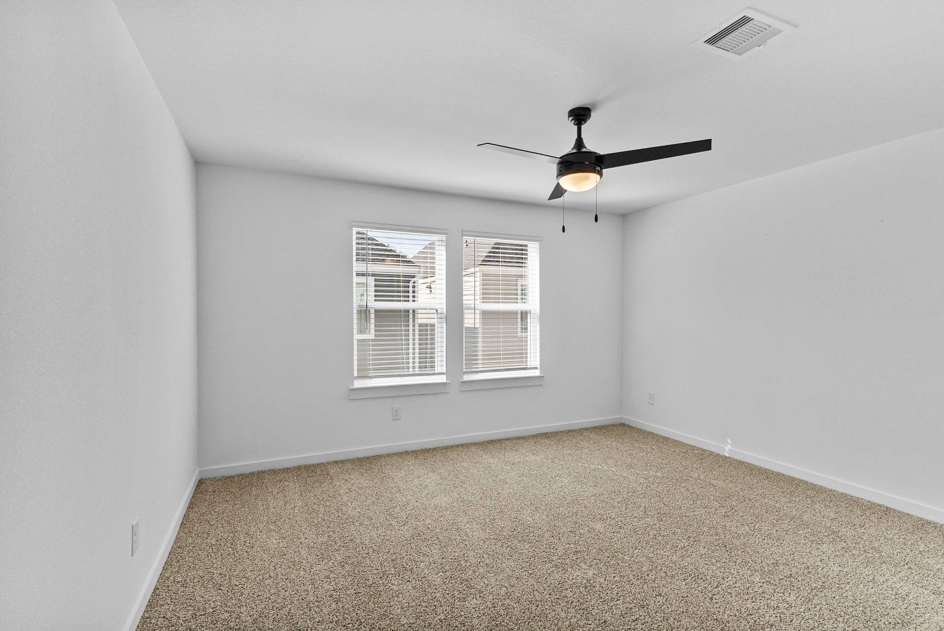 5813 Burt Street, Houston, TX 77091 5813 Burt Street, Houston, TX 77091