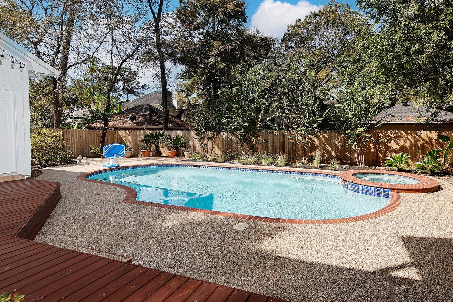 87 Rush Haven Drive, The Woodlands, TX 77381 87 Rush Haven Drive, The Woodlands, TX 77381