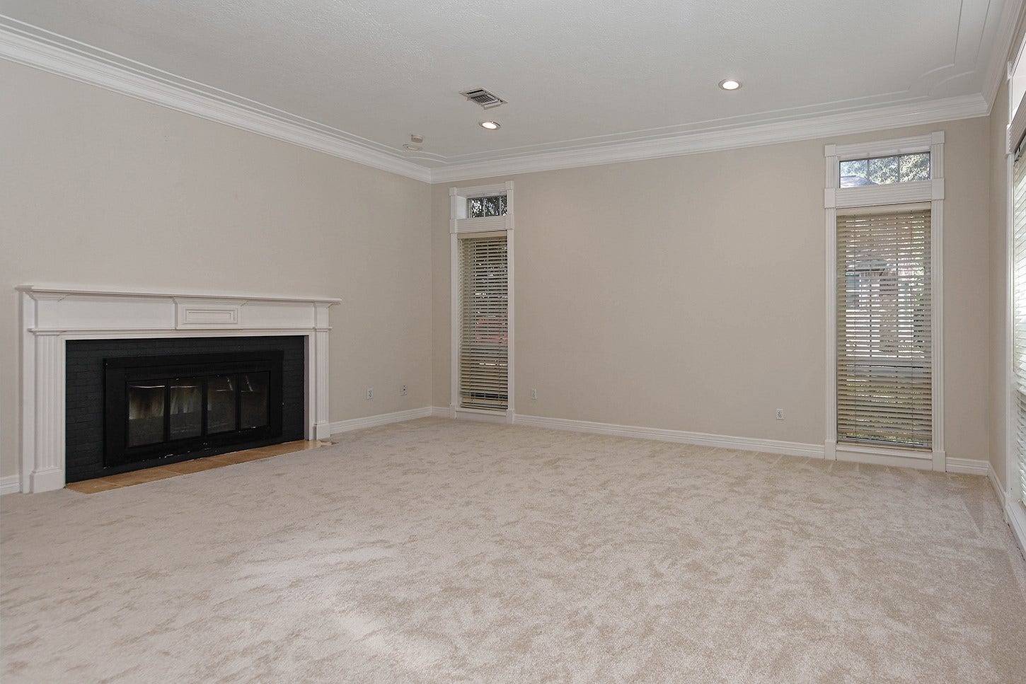 87 Rush Haven Drive, The Woodlands, TX 77381 87 Rush Haven Drive, The Woodlands, TX 77381