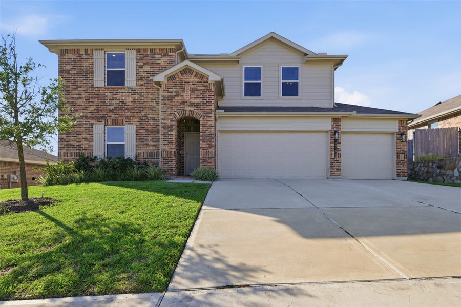 Property photo for 12219 Azur Springs Court, Conroe, TX