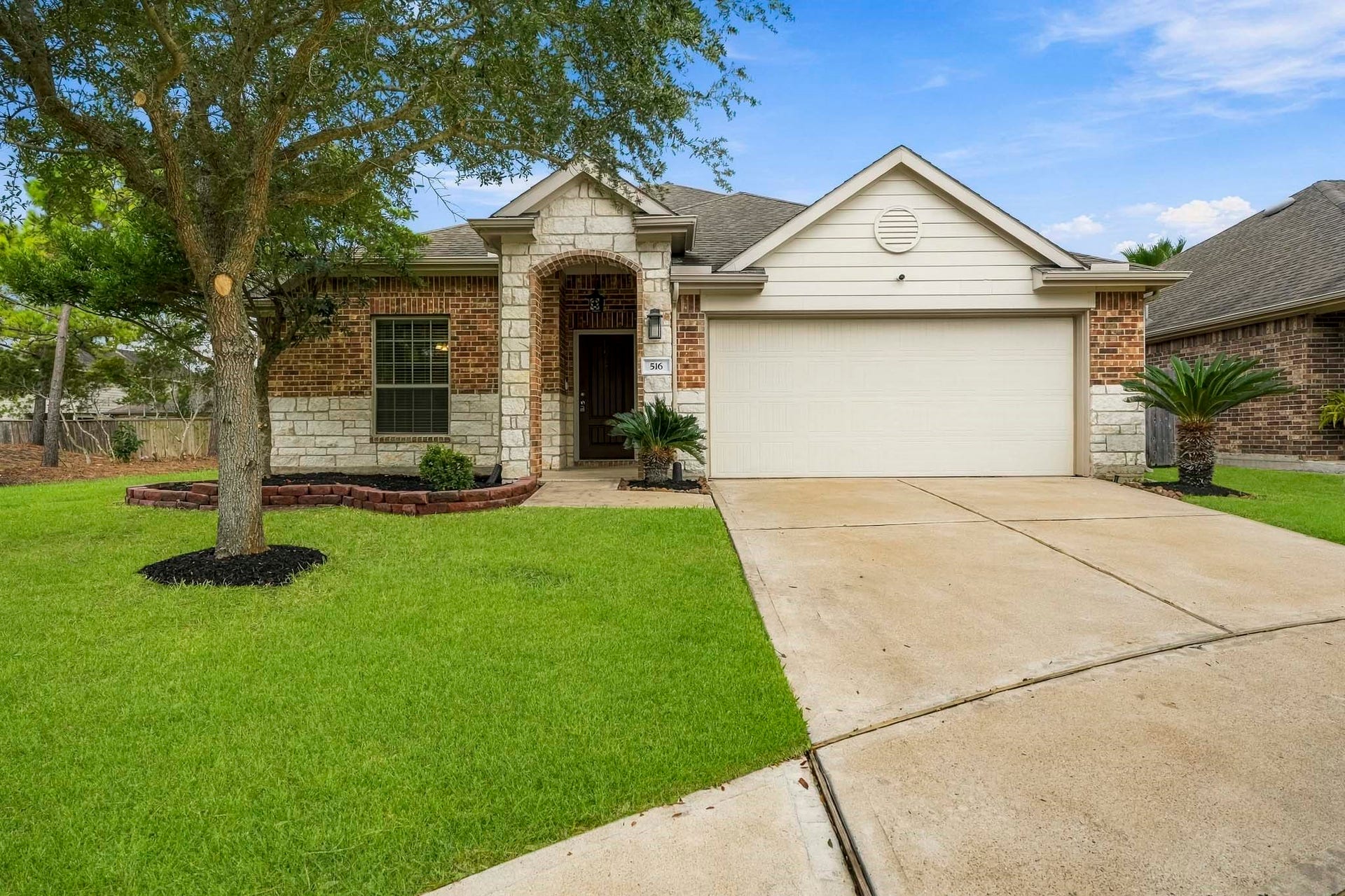 516 Fieldhaven Court, La Marque, TX 77568 516 Fieldhaven Court, La Marque, TX 77568