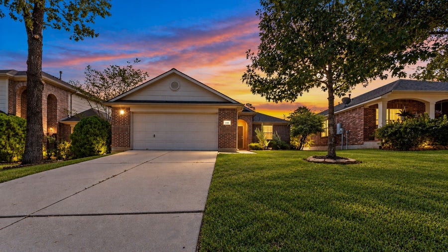 Property photo for 4908 Summer Rain Drive, Conroe, TX