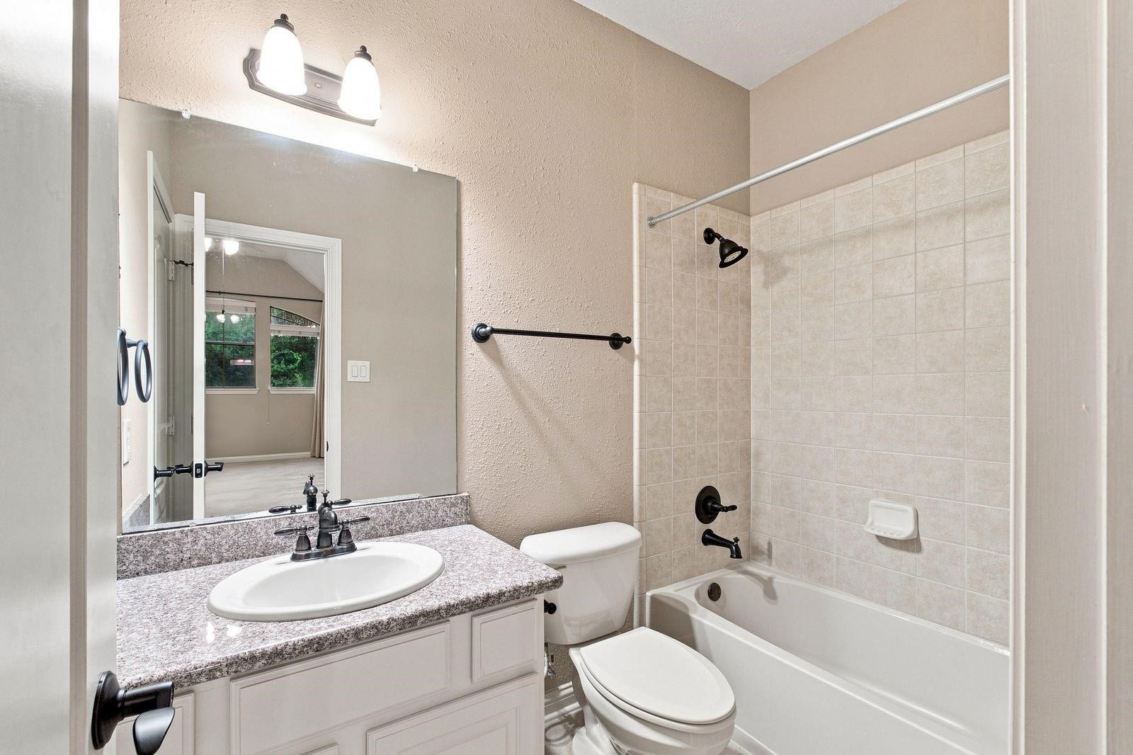 Upstair bathroom.