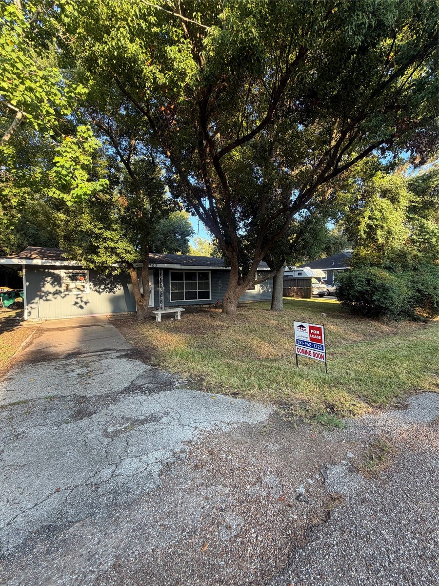 Property photo for 703 Lilac Street, La Marque, TX