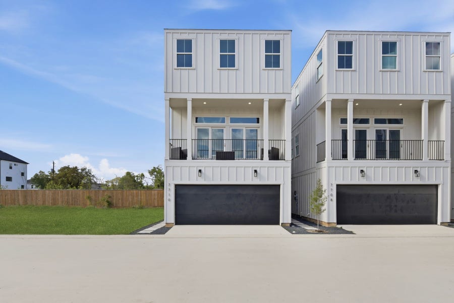 Property photo for 7710 Earl Rudder Way, Houston, TX