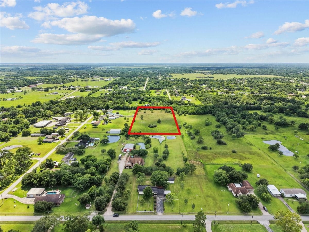 Tract 2 Avenue P, Santa Fe, TX 77510 Tract 2 Avenue P, Santa Fe, TX 77510