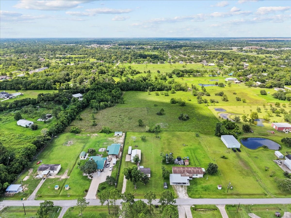 Tract 2 Avenue P, Santa Fe, TX 77510 Tract 2 Avenue P, Santa Fe, TX 77510