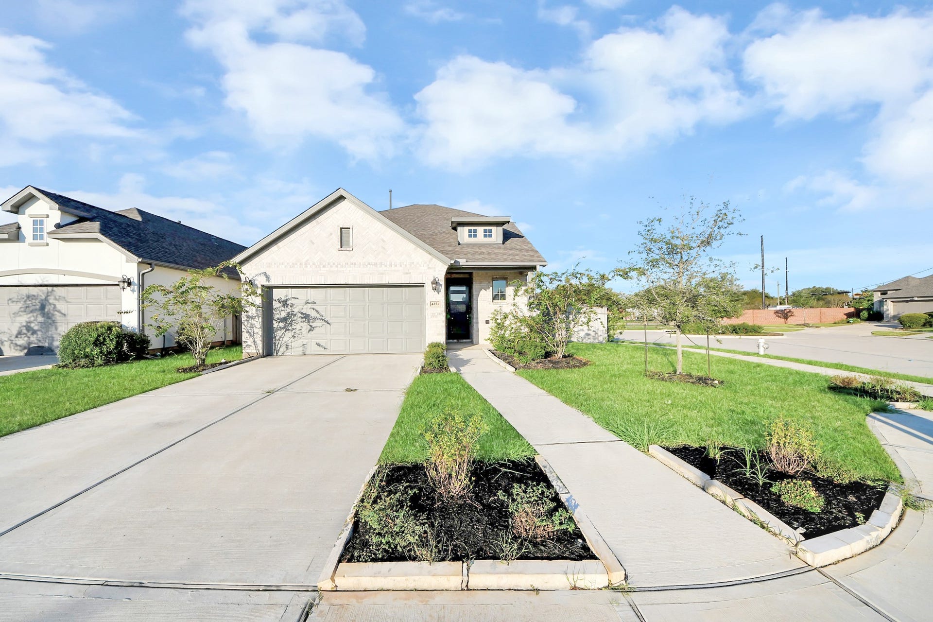 4251 Colony Lane, Missouri City, TX 77459 4251 Colony Lane, Missouri City, TX 77459