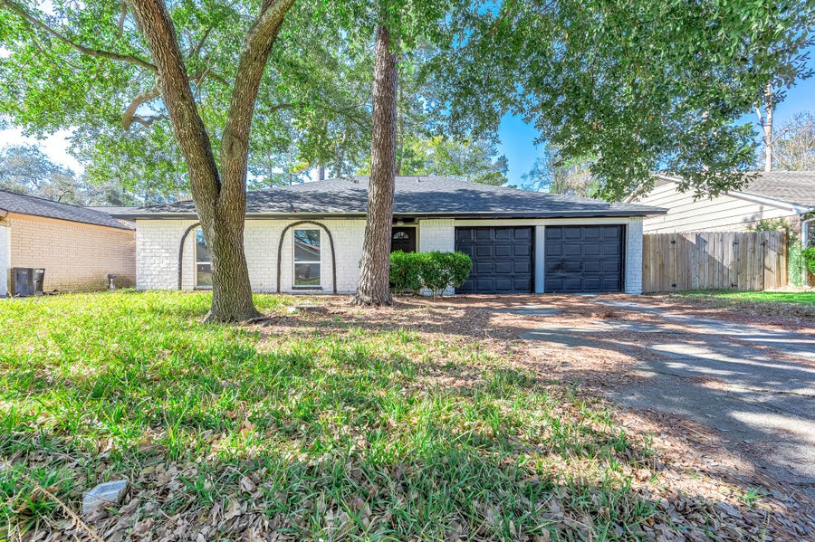 Property photo for 23115 Lestergate Drive, Spring, TX