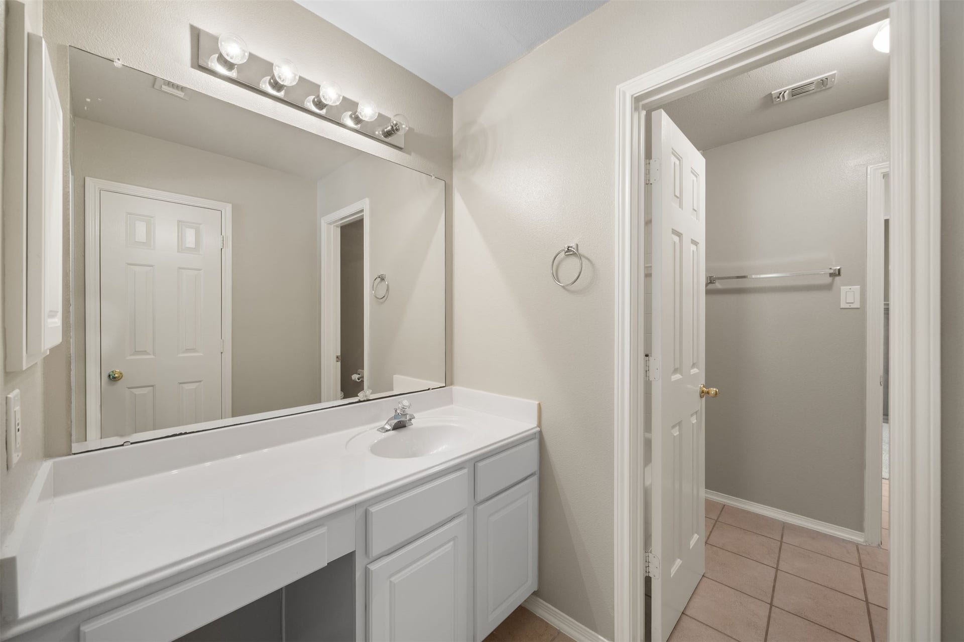 13711 Layton Hills Drive, Cypress, TX 77429 13711 Layton Hills Drive, Cypress, TX 77429