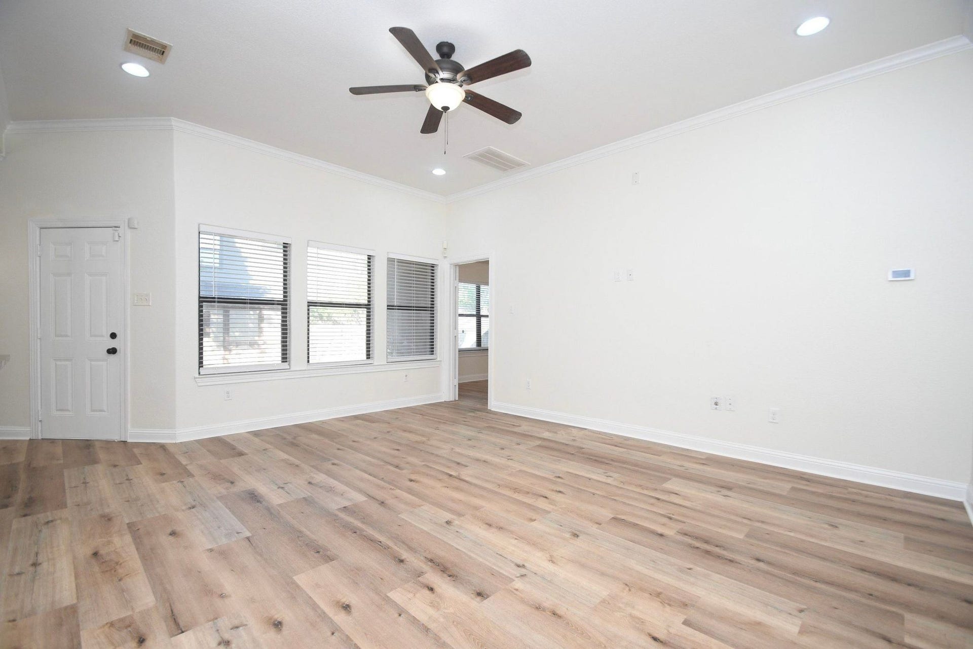 8306 Brandon Street, Houston, TX 77051 8306 Brandon Street, Houston, TX 77051