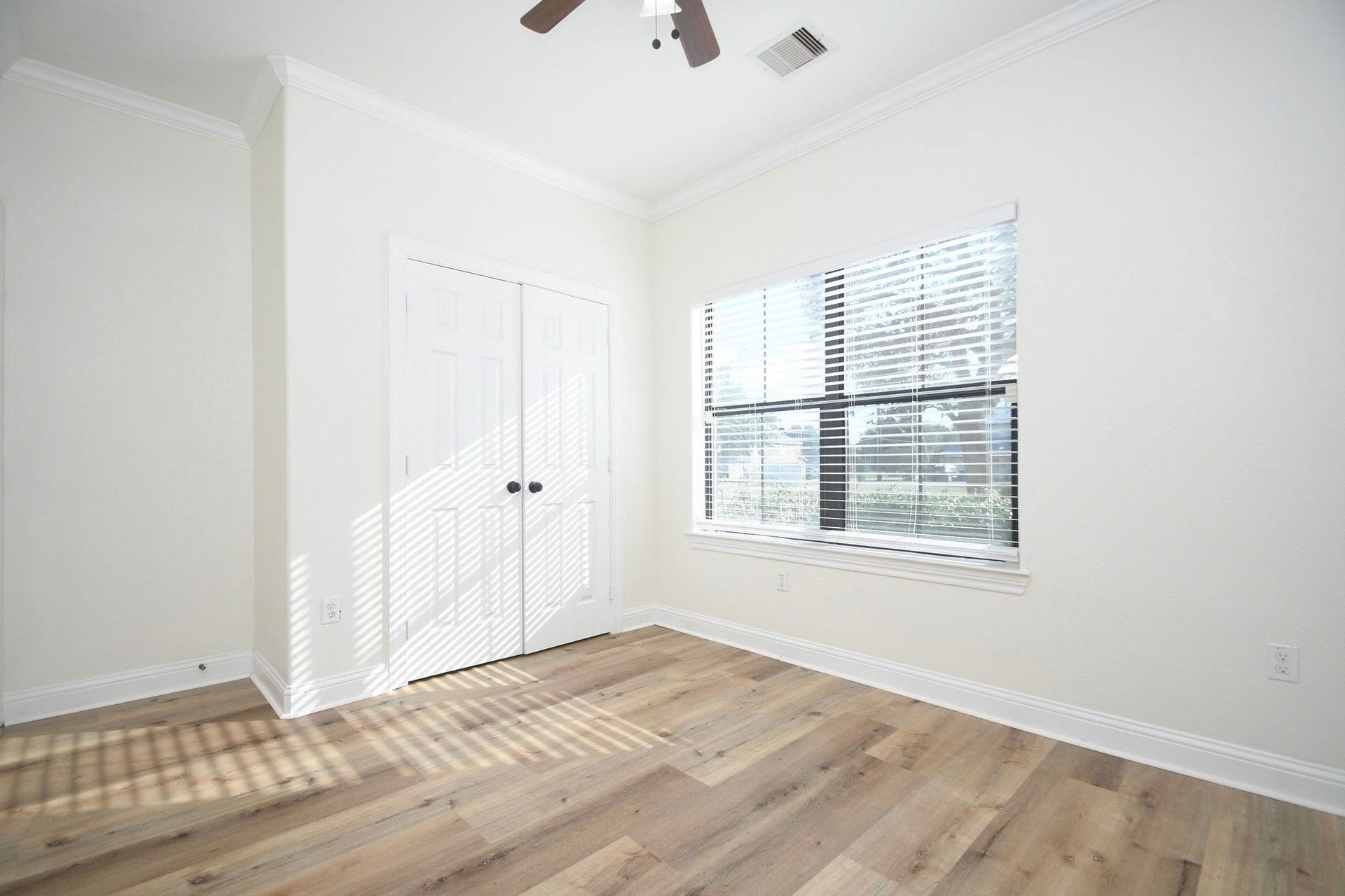 8306 Brandon Street, Houston, TX 77051 8306 Brandon Street, Houston, TX 77051