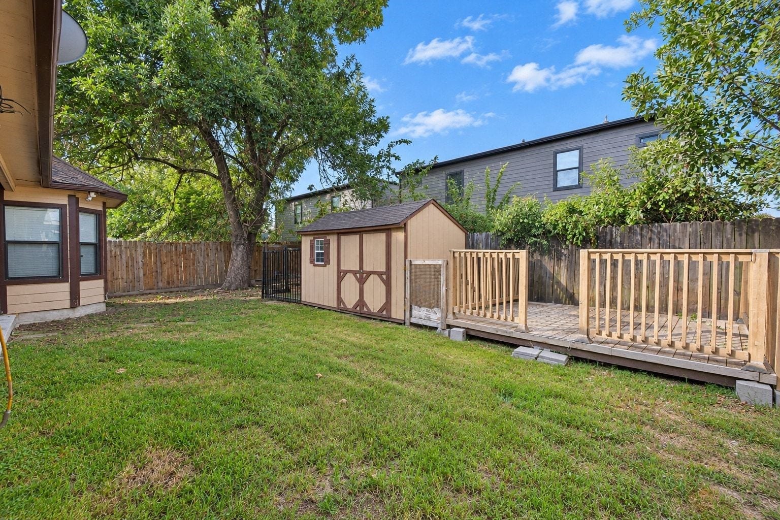 8306 Brandon Street, Houston, TX 77051 8306 Brandon Street, Houston, TX 77051