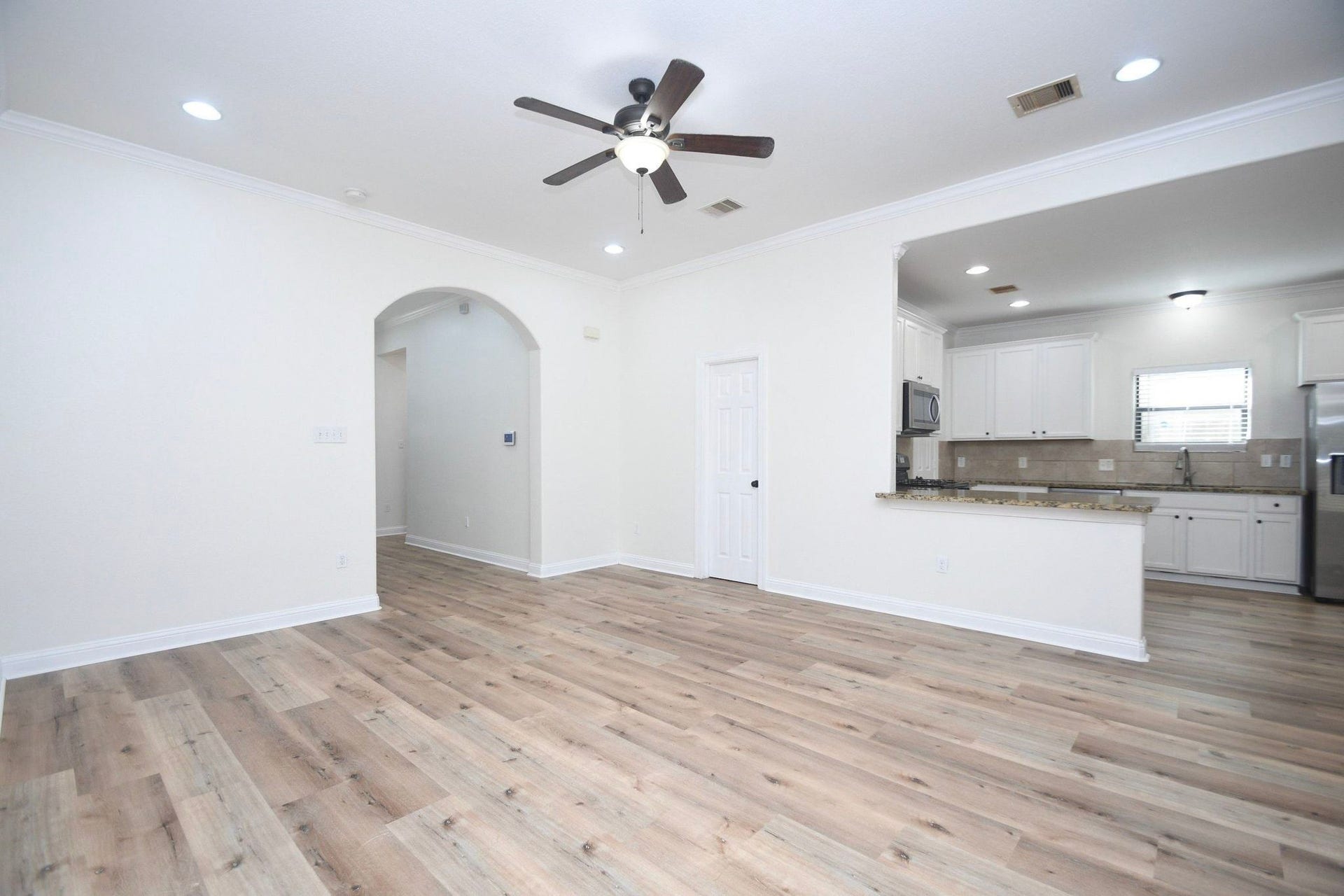 8306 Brandon Street, Houston, TX 77051 8306 Brandon Street, Houston, TX 77051