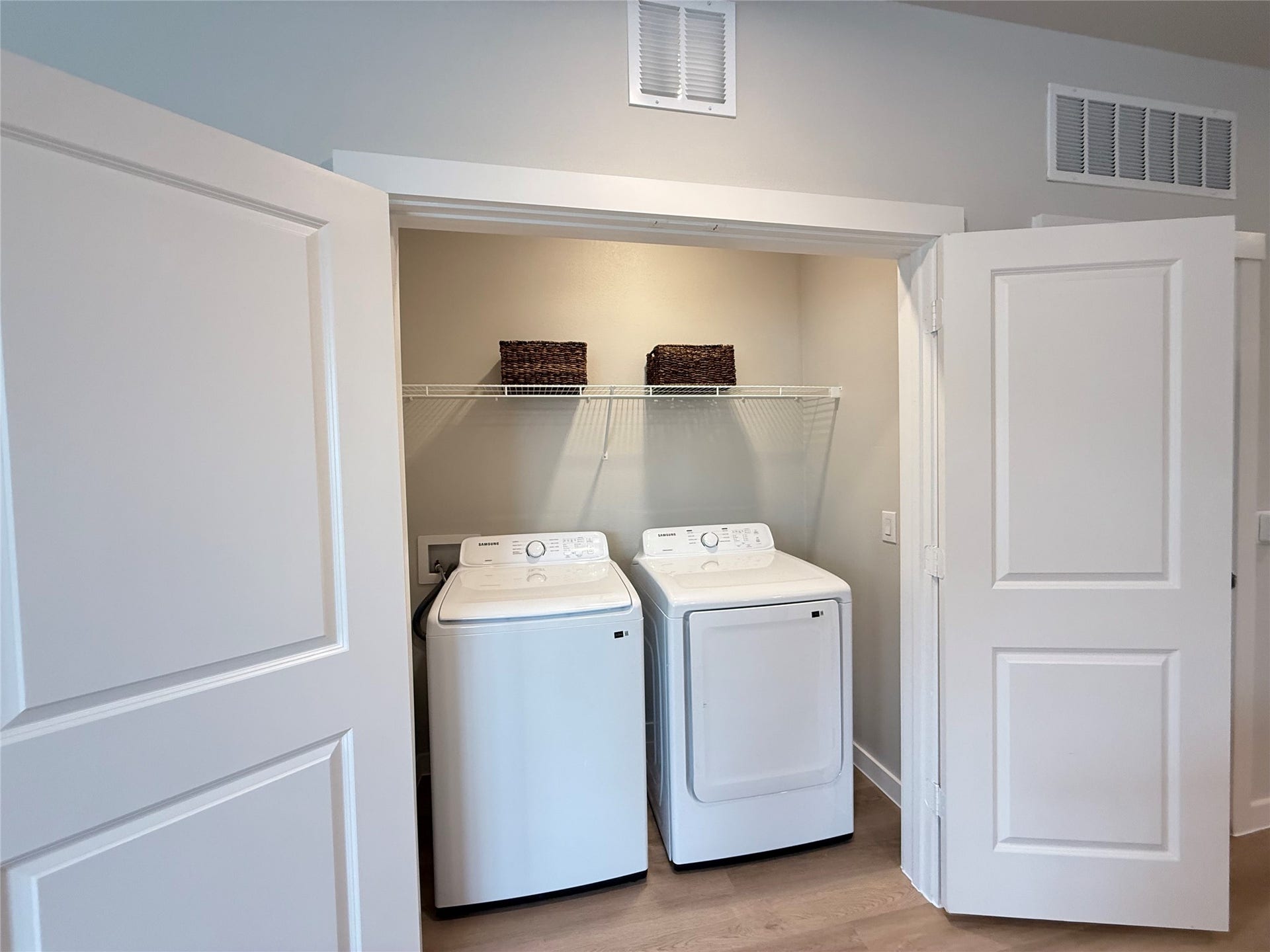 MODEL UNIT SHOWN. SAME LAYOUT