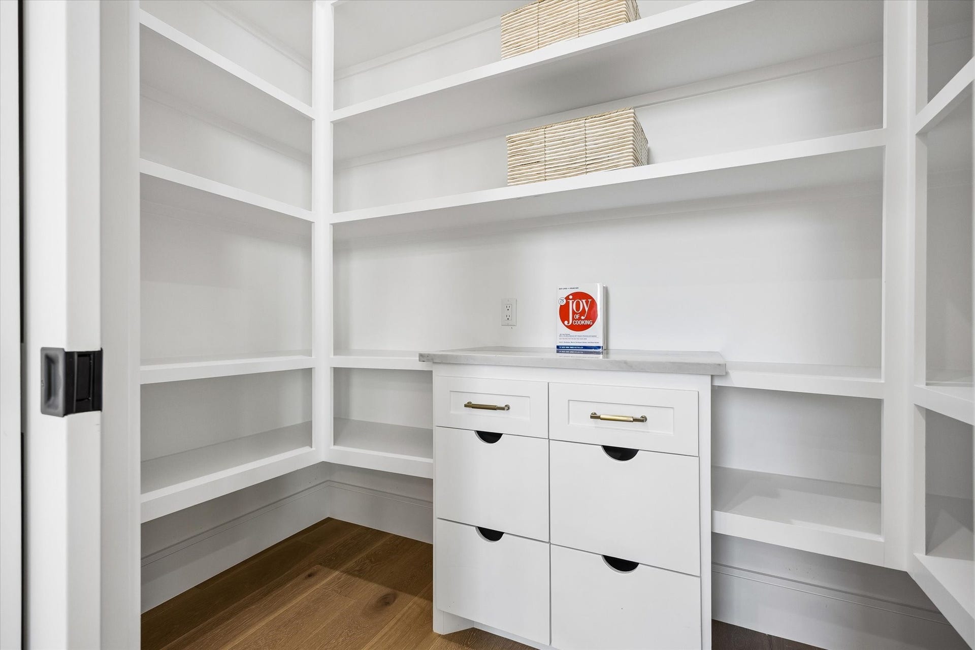 6107 Lake Street, West University Place, TX 77005 Large walk In pantry with tons of built ins.