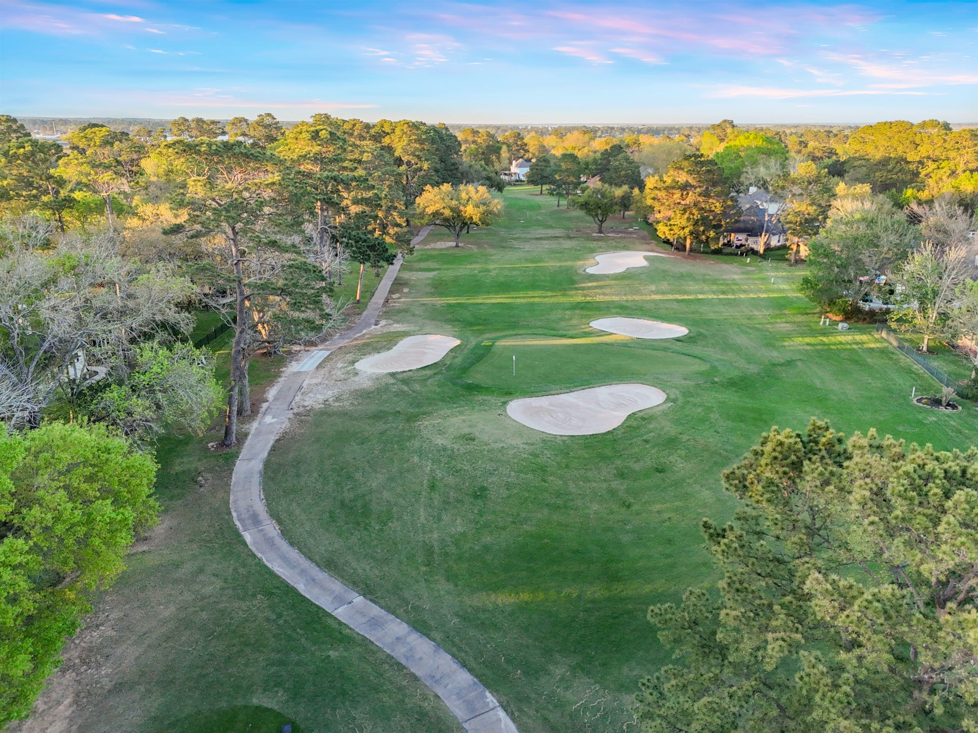 199 Springs Edge Drive, Montgomery, TX 77356