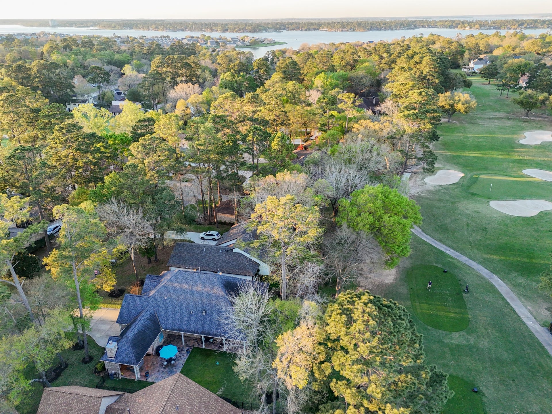 199 Springs Edge Drive, Montgomery, TX 77356