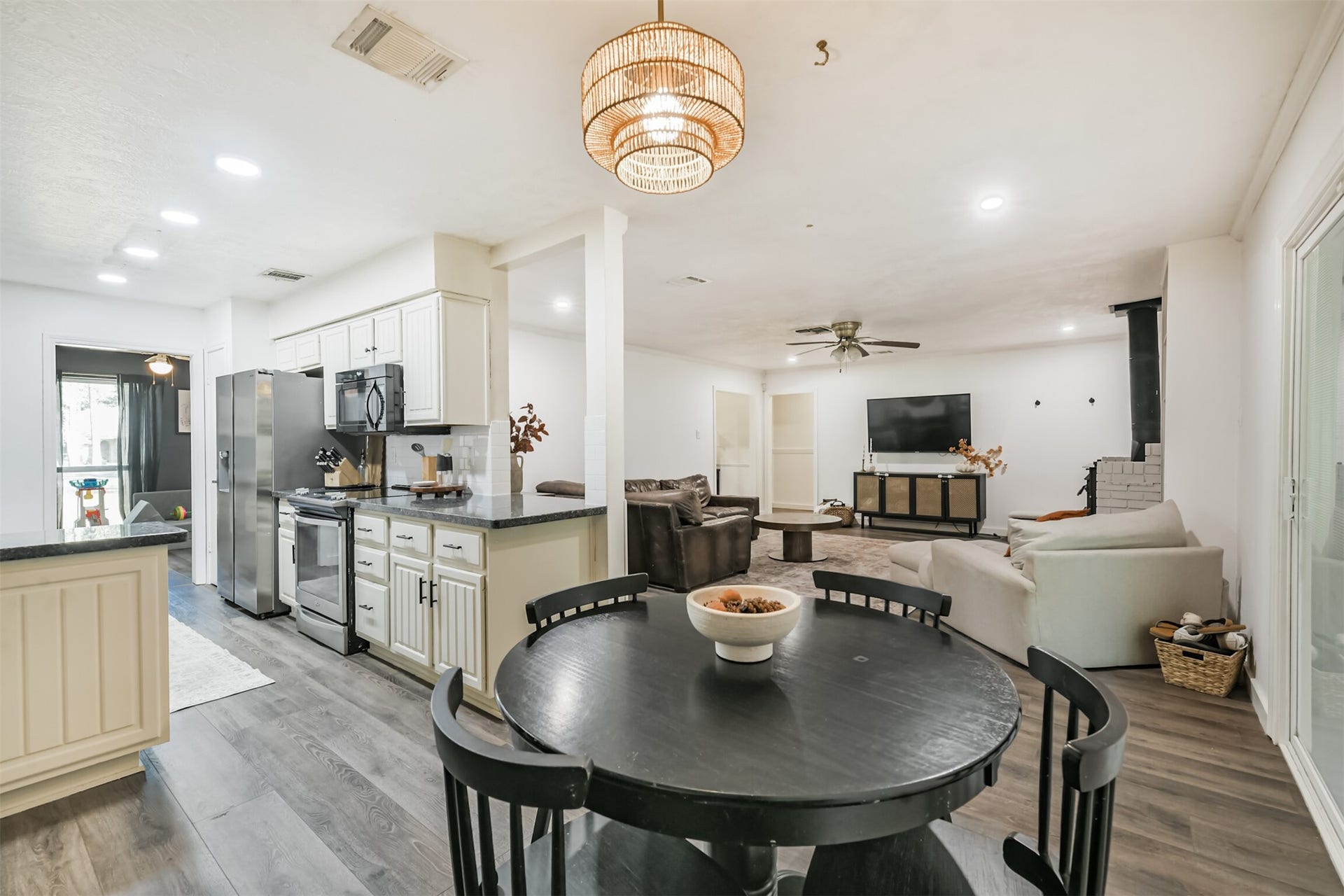 15256 Conroe Drive, Conroe, TX 77384 15256 Conroe Drive, Conroe, TX 77384