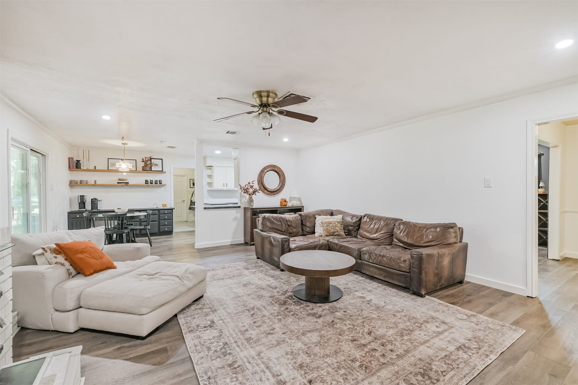 15256 Conroe Drive, Conroe, TX 77384 15256 Conroe Drive, Conroe, TX 77384