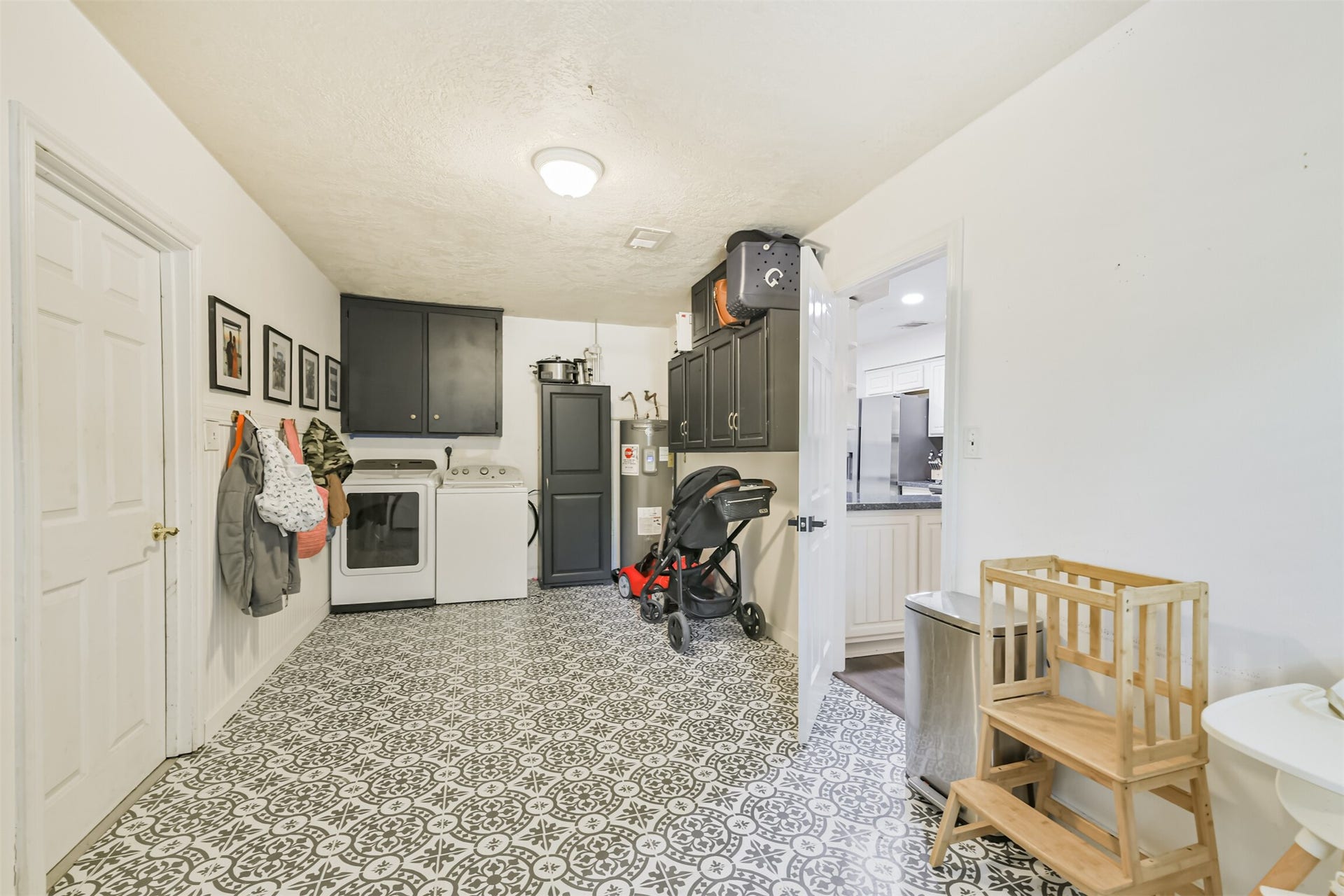15256 Conroe Drive, Conroe, TX 77384 15256 Conroe Drive, Conroe, TX 77384