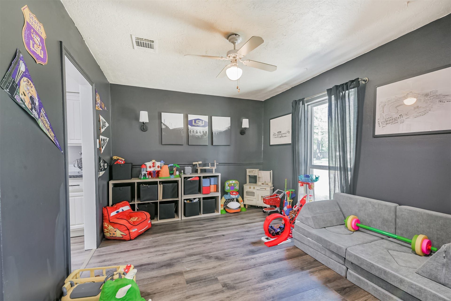 15256 Conroe Drive, Conroe, TX 77384 15256 Conroe Drive, Conroe, TX 77384