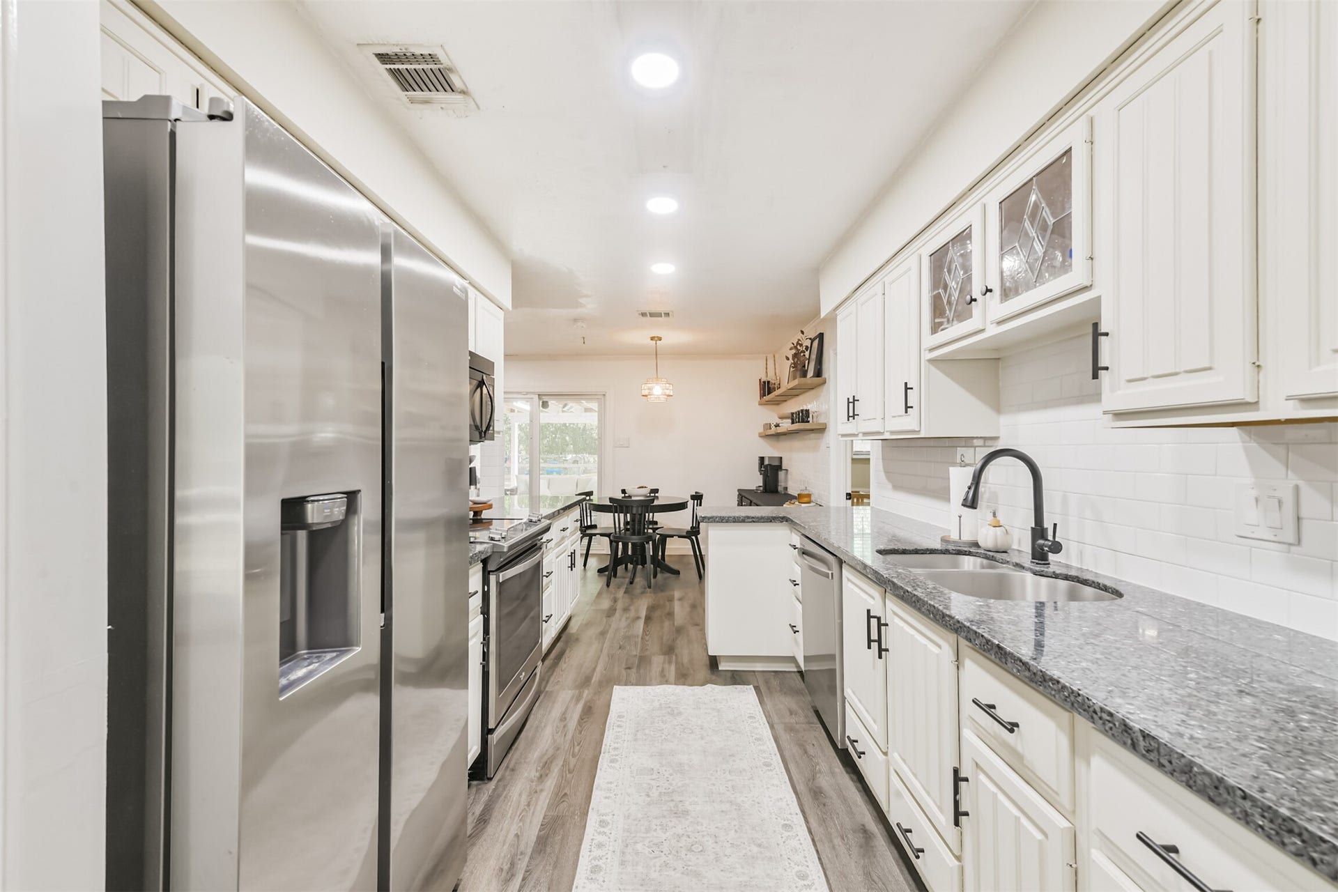 15256 Conroe Drive, Conroe, TX 77384 15256 Conroe Drive, Conroe, TX 77384
