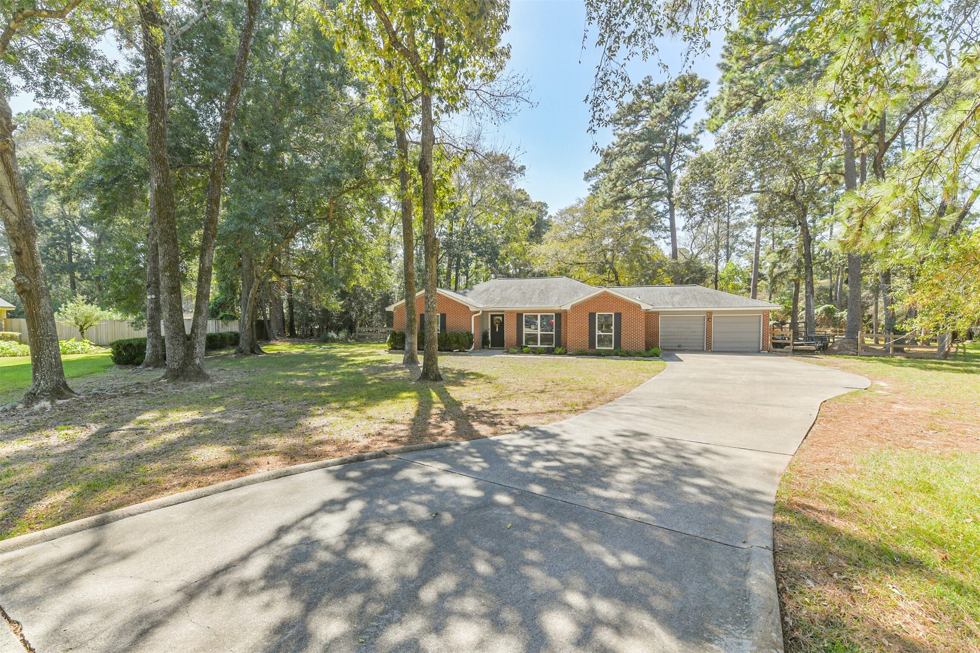 15256 Conroe Drive, Conroe, TX 77384 15256 Conroe Drive, Conroe, TX 77384