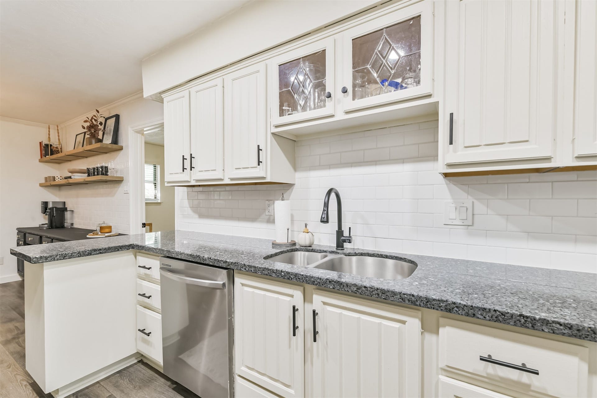15256 Conroe Drive, Conroe, TX 77384 15256 Conroe Drive, Conroe, TX 77384