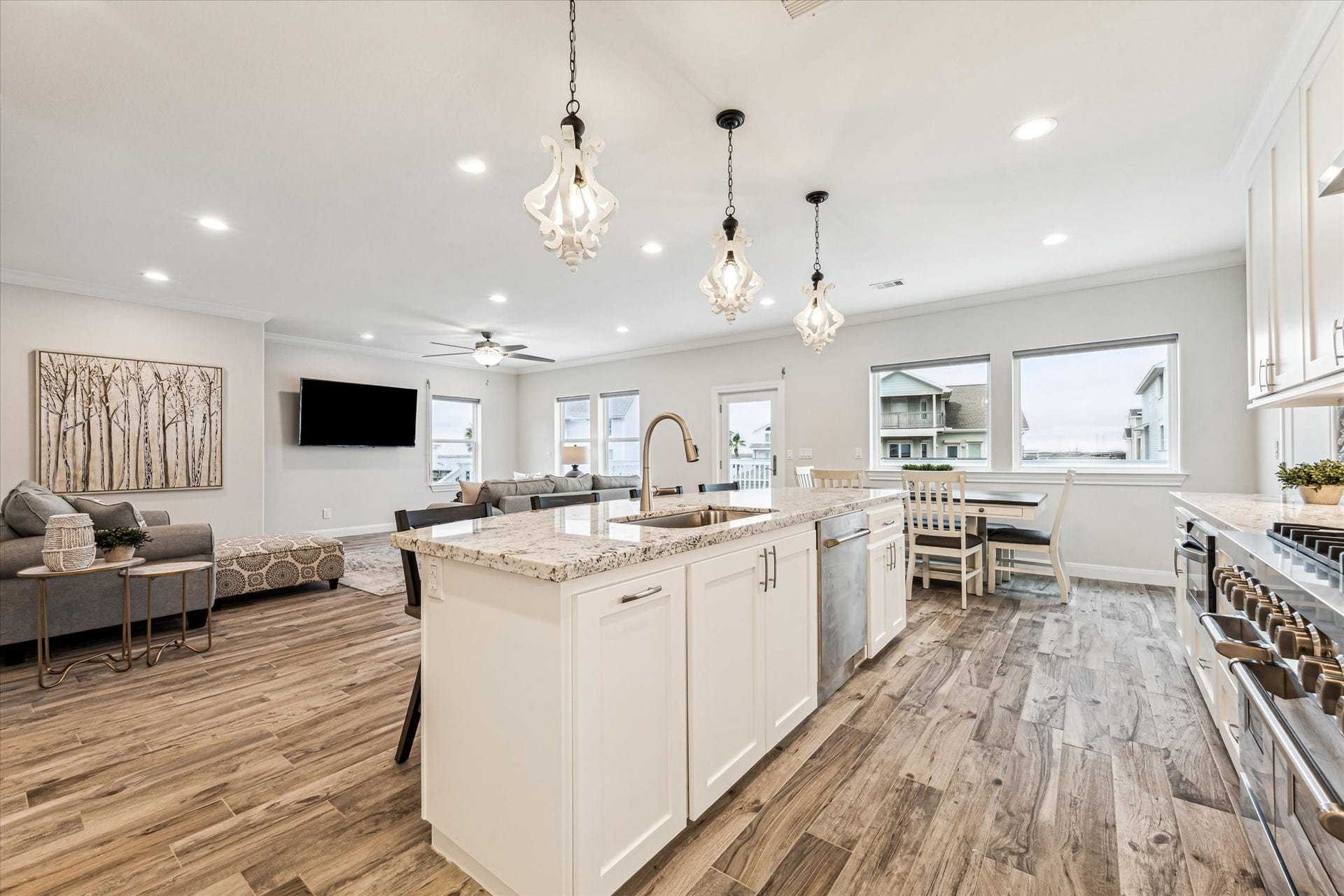 430 Amanda Circle, Tiki Island, TX 77554 430 Amanda Circle, Tiki Island, TX 77554