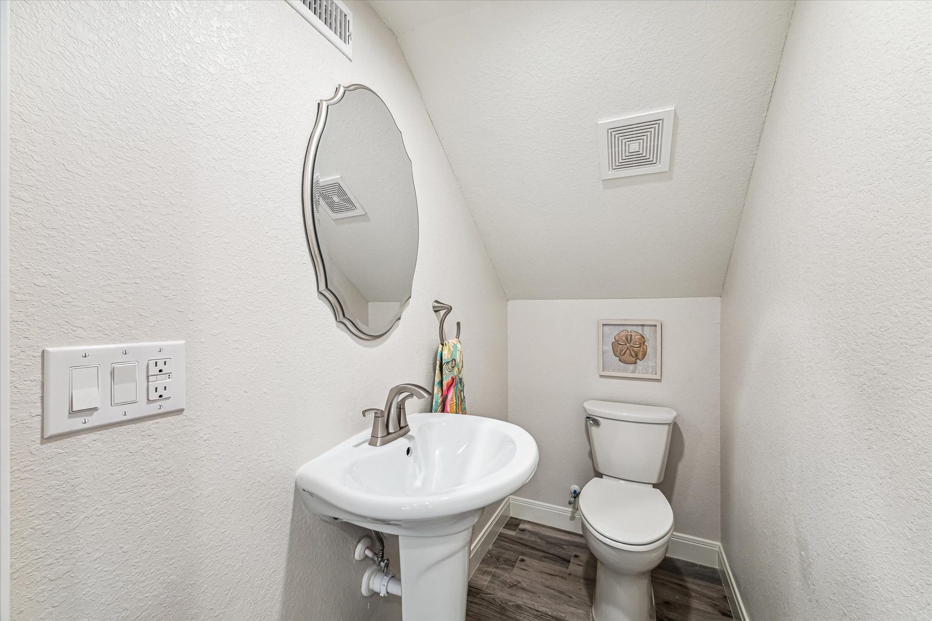 430 Amanda Circle, Tiki Island, TX 77554 430 Amanda Circle, Tiki Island, TX 77554