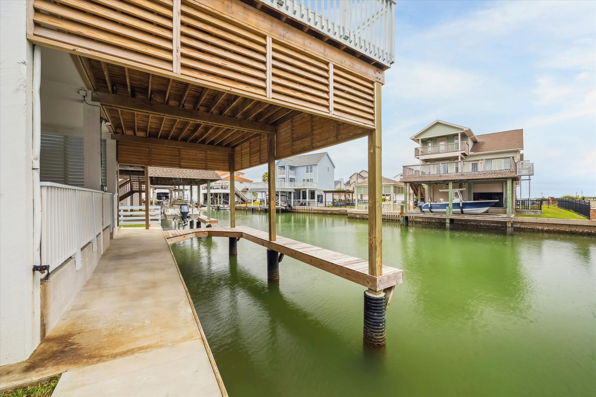 430 Amanda Circle, Tiki Island, TX 77554 430 Amanda Circle, Tiki Island, TX 77554