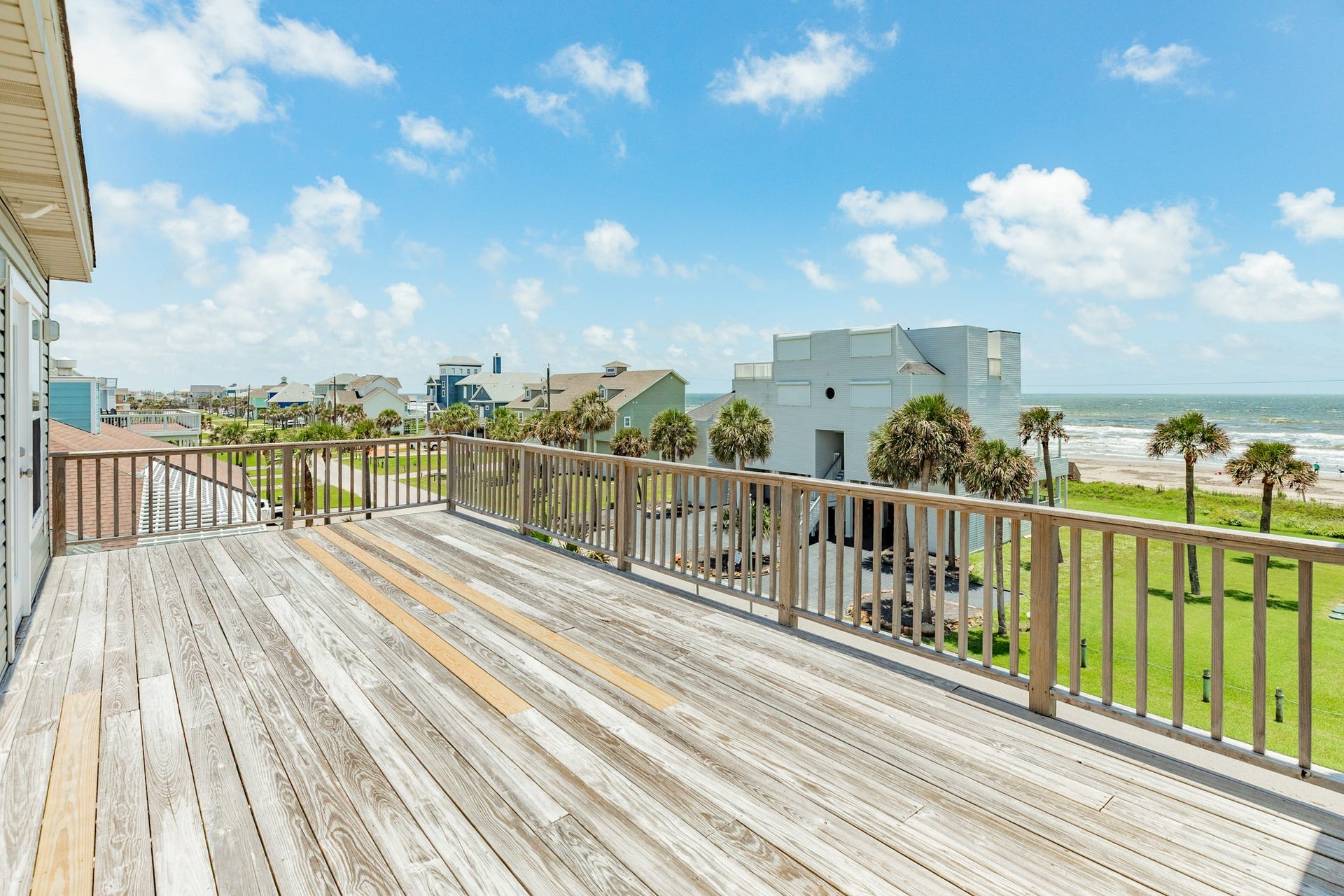 18502 E De Vaca, Galveston, TX 77554 The 2nd level deck is just under 500 sq ft. Stunning views of the gulf and beach available from this vantage point. Each bedroom upstairs has deck access.