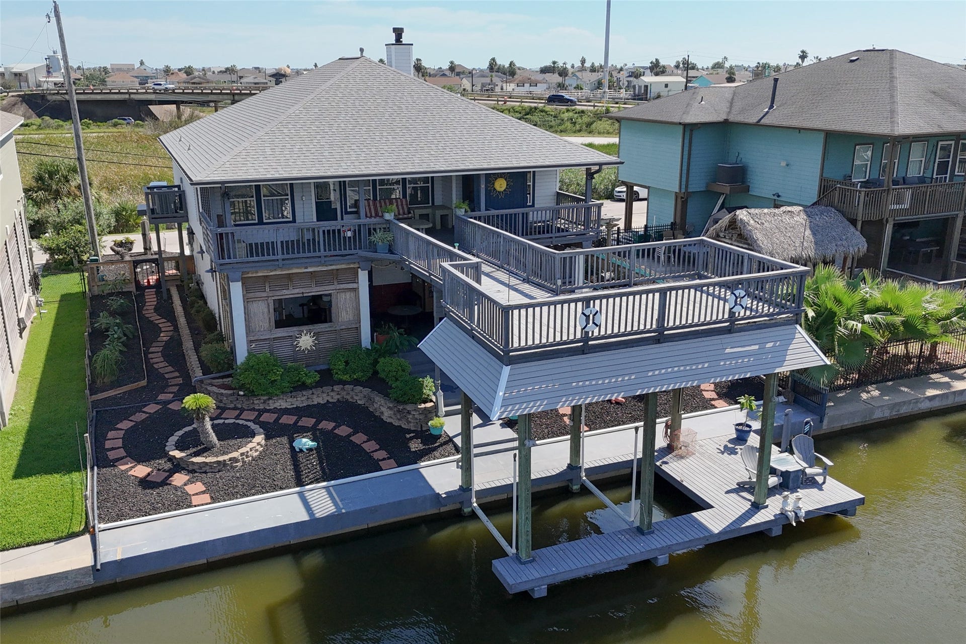 49 N Omega Street, La Marque, TX 77568 49 N Omega Street, La Marque, TX 77568