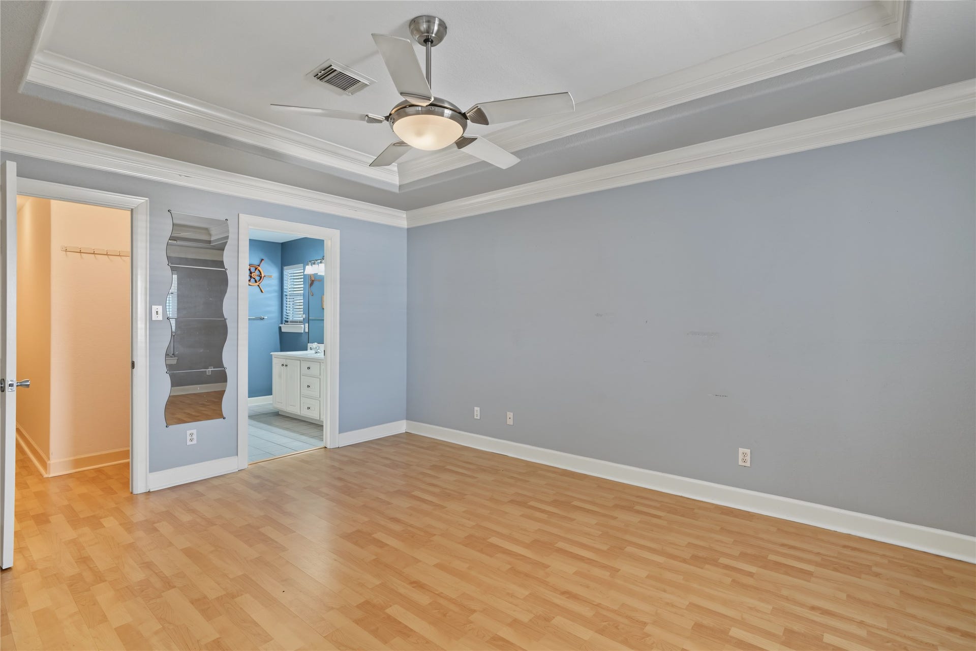 49 N Omega Street, La Marque, TX 77568 49 N Omega Street, La Marque, TX 77568