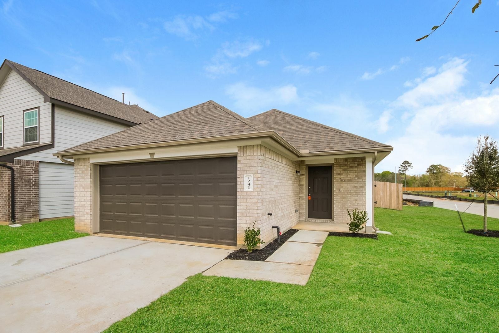1241 Narrow Heights, Conroe, TX 77301 1241 Narrow Heights, Conroe, TX 77301