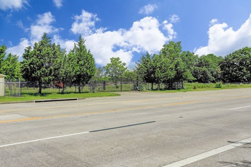 13720 Fm 1764 Road, Santa Fe, TX 77517 13720 Fm 1764 Road, Santa Fe, TX 77517