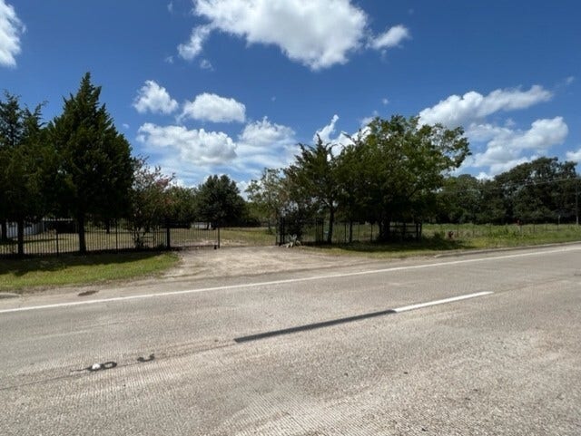 13720 Fm 1764 Road, Santa Fe, TX 77517 13720 Fm 1764 Road, Santa Fe, TX 77517