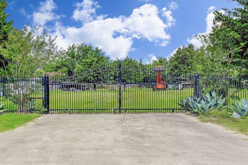 13720 Fm 1764 Road, Santa Fe, TX 77517 13720 Fm 1764 Road, Santa Fe, TX 77517