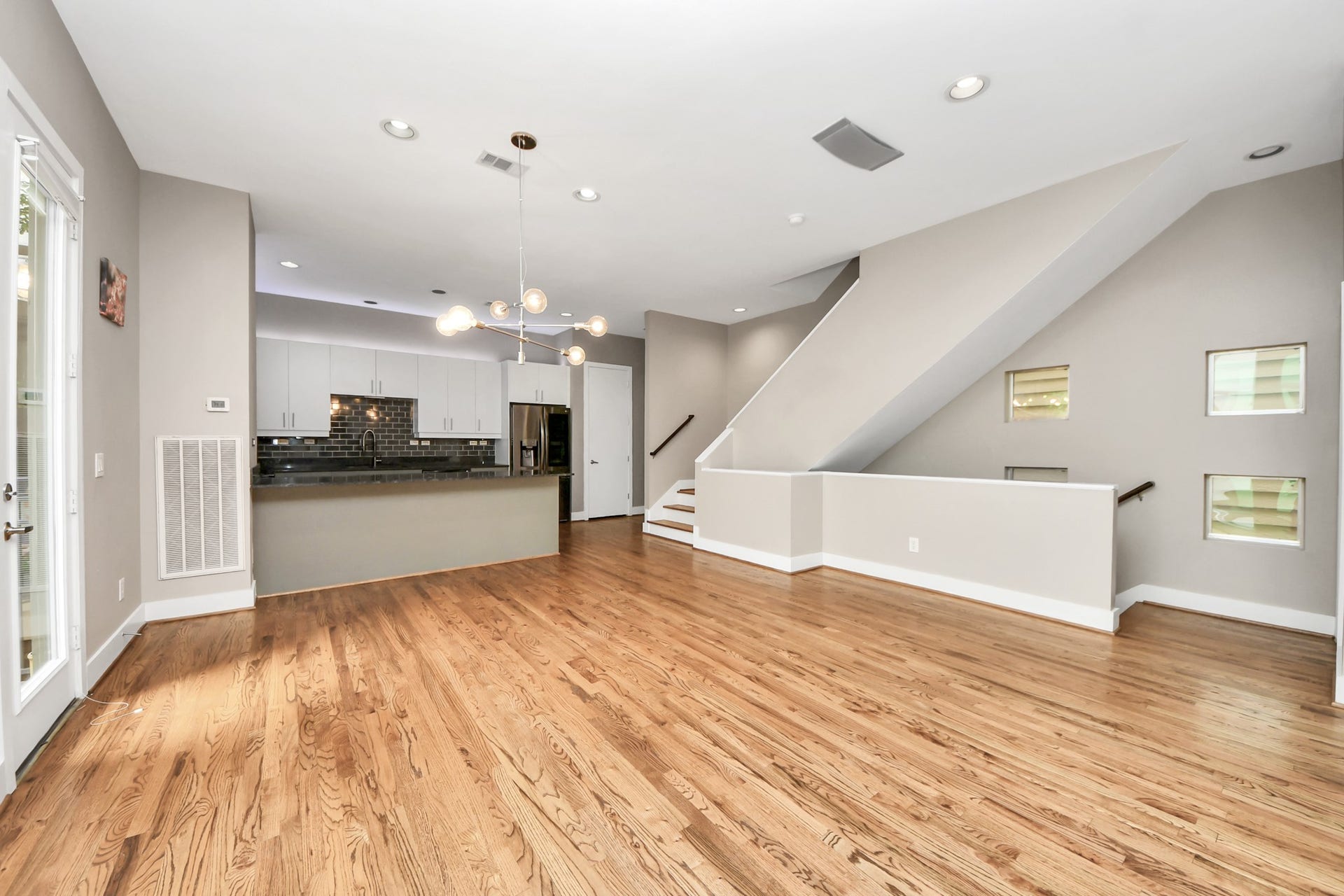 1112 Columbus Street, #B, Houston, TX 77019 1112 Columbus Street, #B, Houston, TX 77019