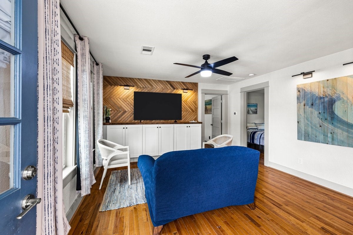 1414 29th Street, Galveston, TX 77550 Bright, open living space in a fully remodeled Galveston home for sale.